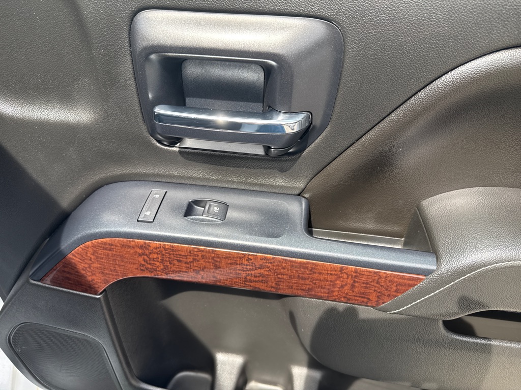 Photo 26 of this GMC SIERRA SLE