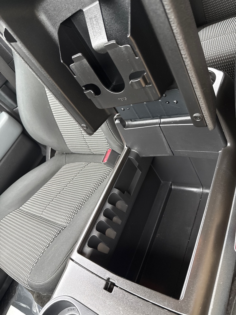 Photo 21 of this FORD F150