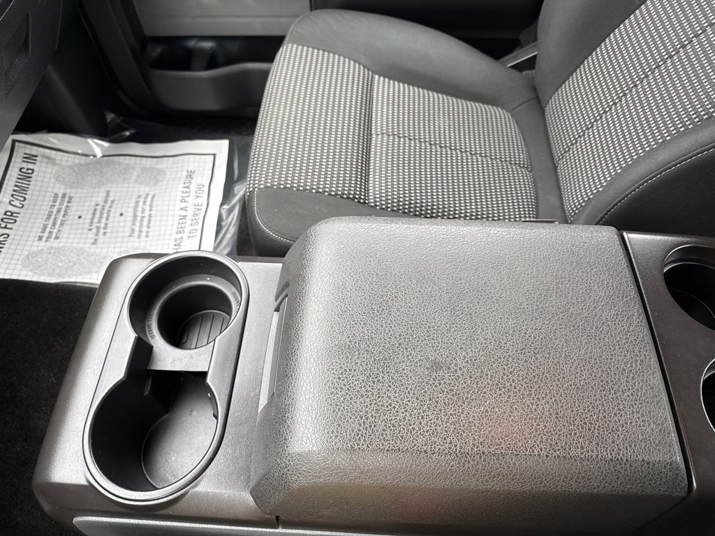 Photo 18 of this FORD F150