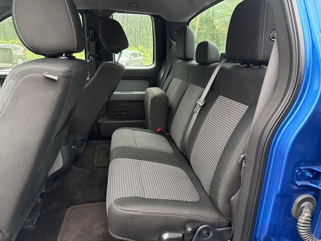 Photo 8 of this FORD F150