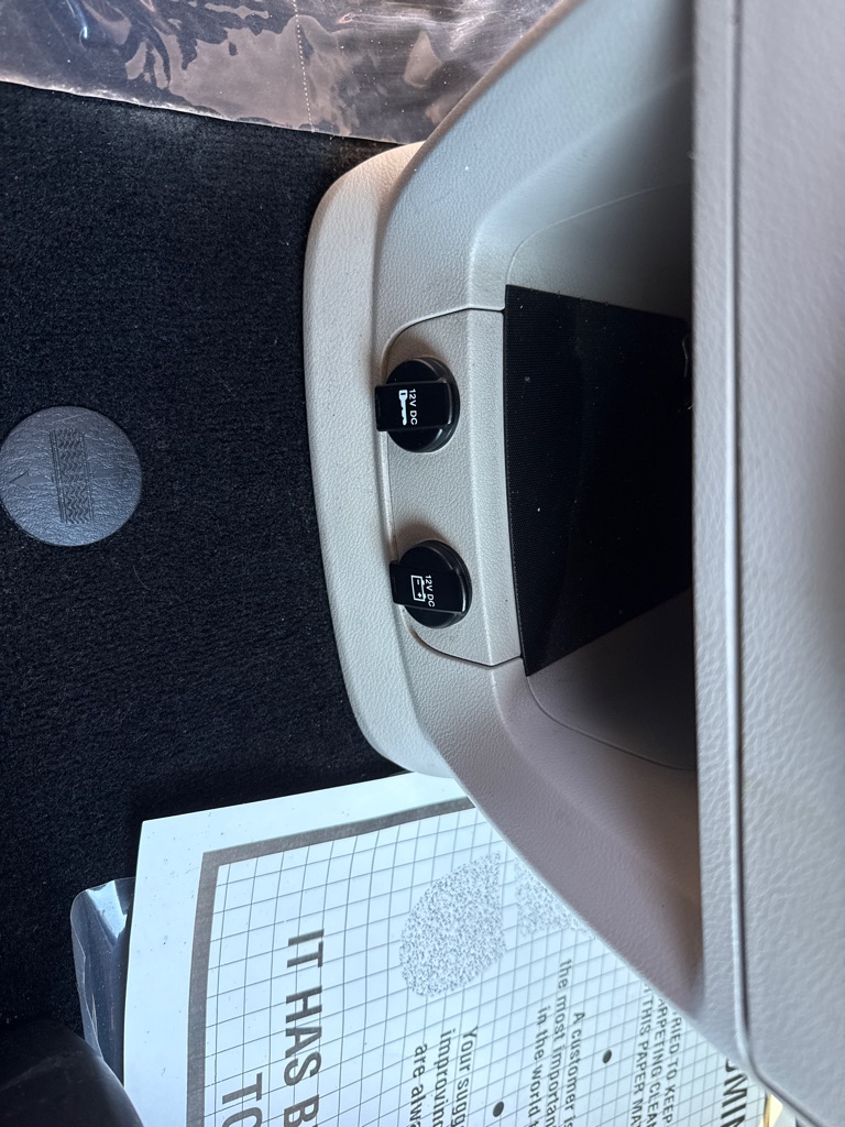 Photo 15 of this DODGE GRAND CARAVAN