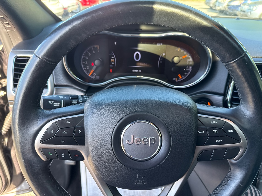 Photo 10 of this JEEP GRAND CHEROKEE