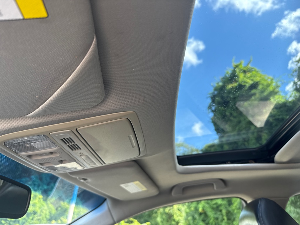 Photo 20 of this ACURA TSX W/TECH