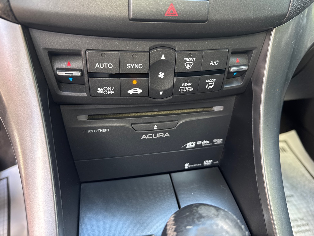 Photo 17 of this ACURA TSX W/TECH