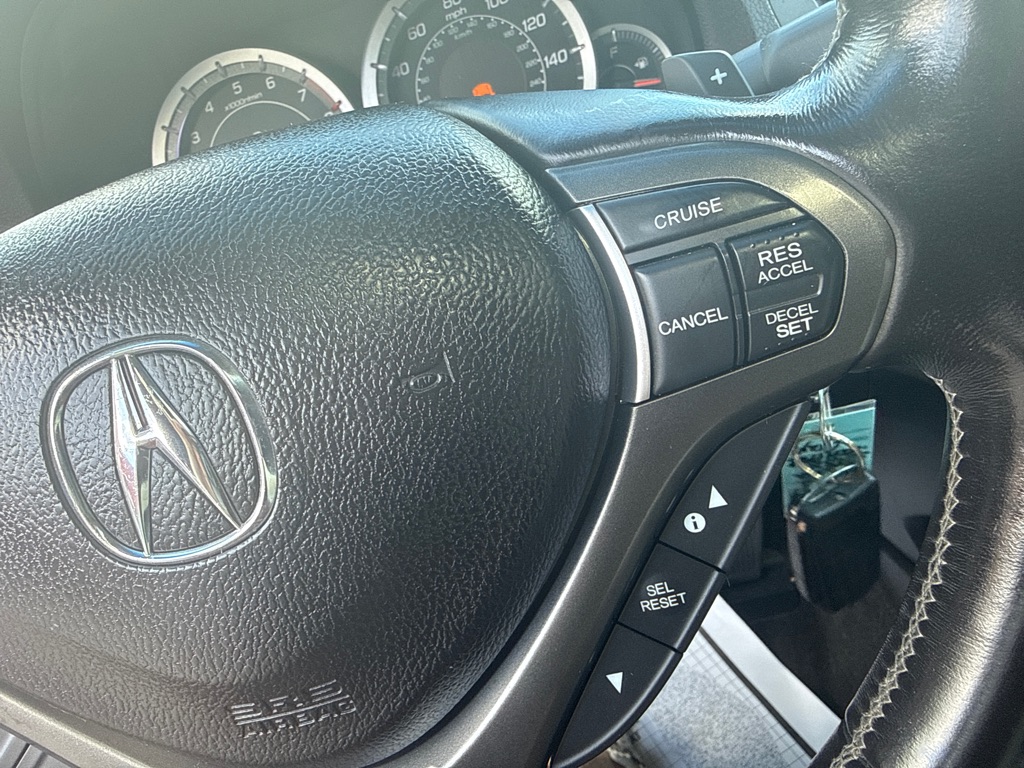 Photo 12 of this ACURA TSX W/TECH