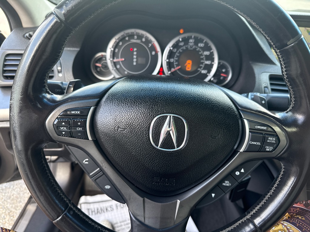 Photo 10 of this ACURA TSX W/TECH