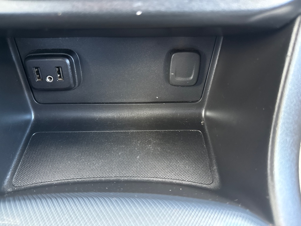 Photo 17 of this CHEVROLET COLORADO Z71