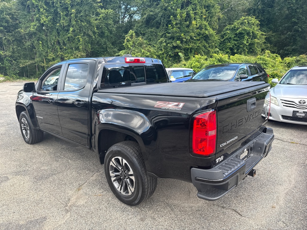 Photo 4 of this CHEVROLET COLORADO Z71