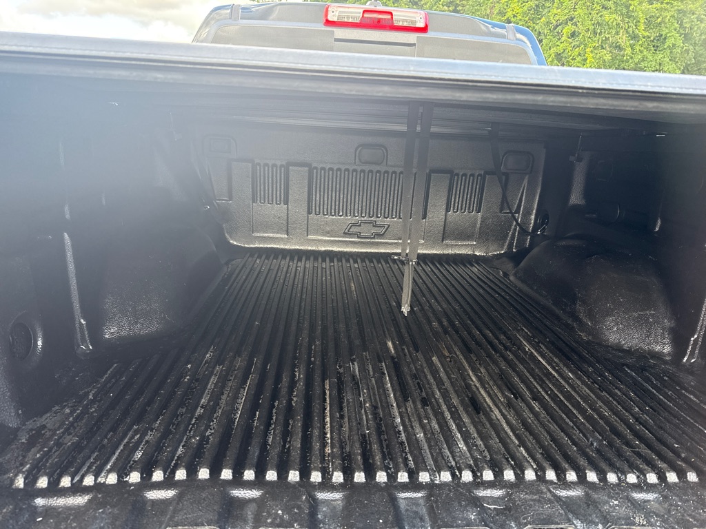 Photo 28 of this CHEVROLET COLORADO Z71