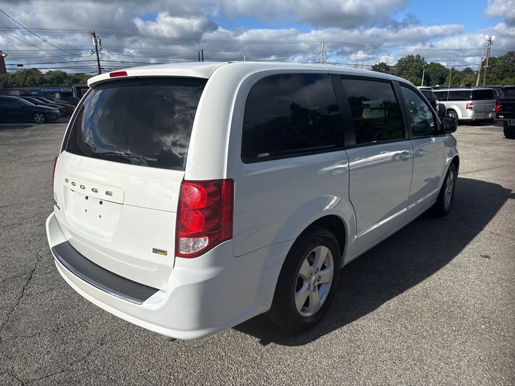 Photo 3 of this DODGE GRAND CARAVAN