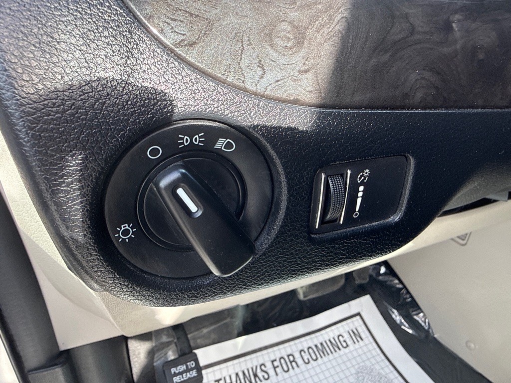 Photo 8 of this DODGE GRAND CARAVAN