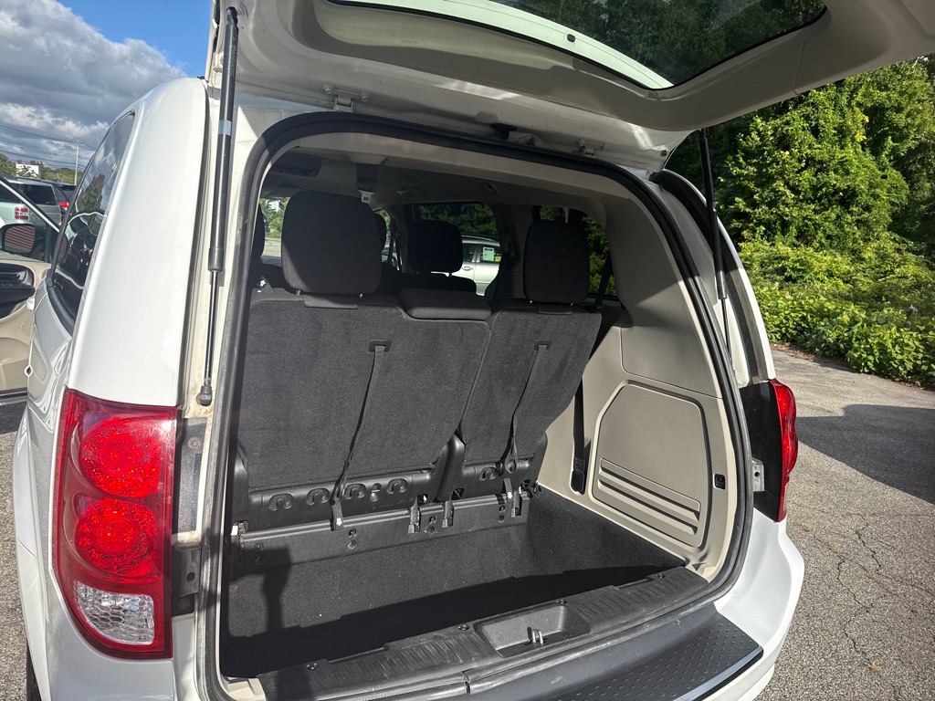 Photo 23 of this DODGE GRAND CARAVAN
