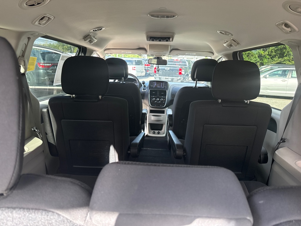 Photo 24 of this DODGE GRAND CARAVAN