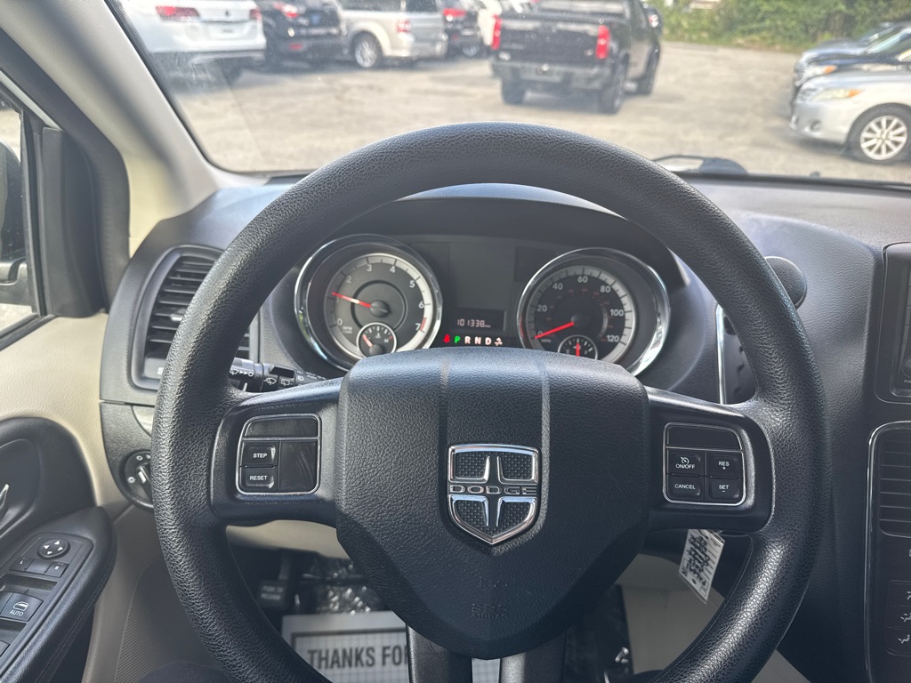 Photo 9 of this DODGE GRAND CARAVAN