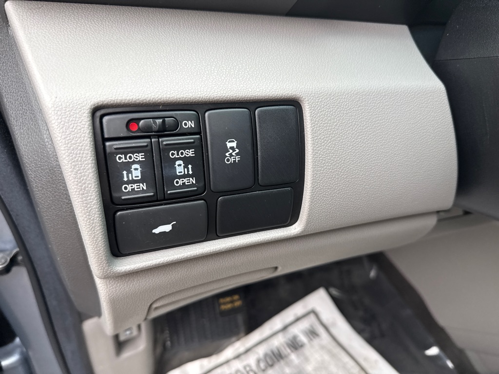 Photo 7 of this HONDA ODYSSEY