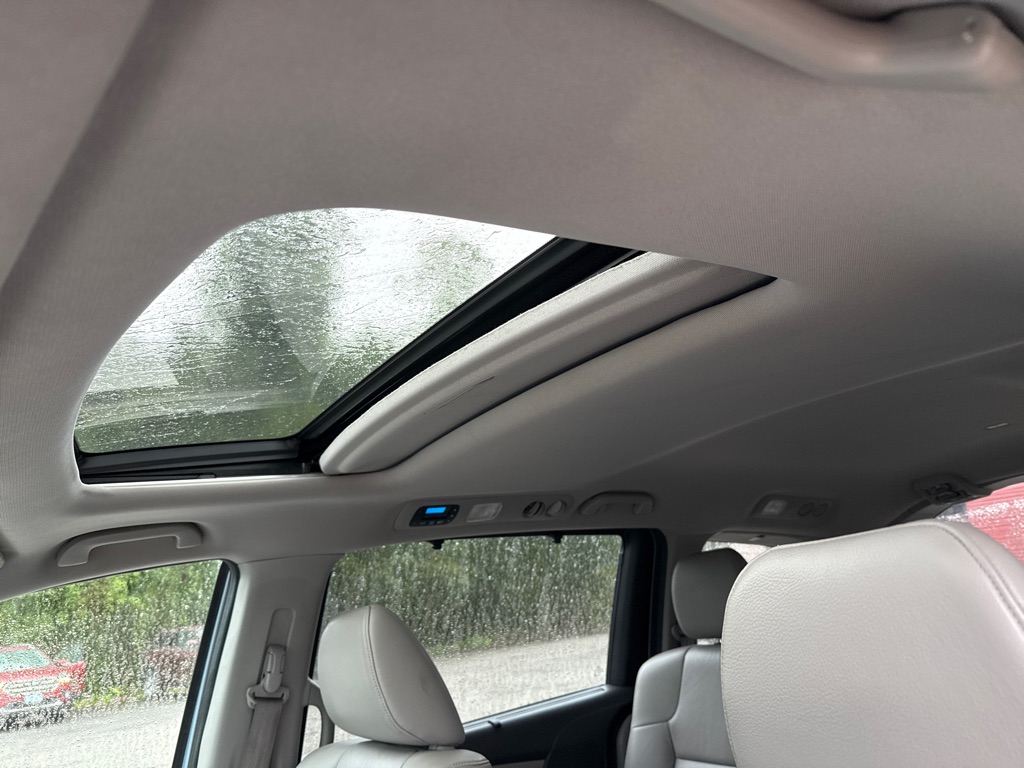 Photo 8 of this HONDA ODYSSEY