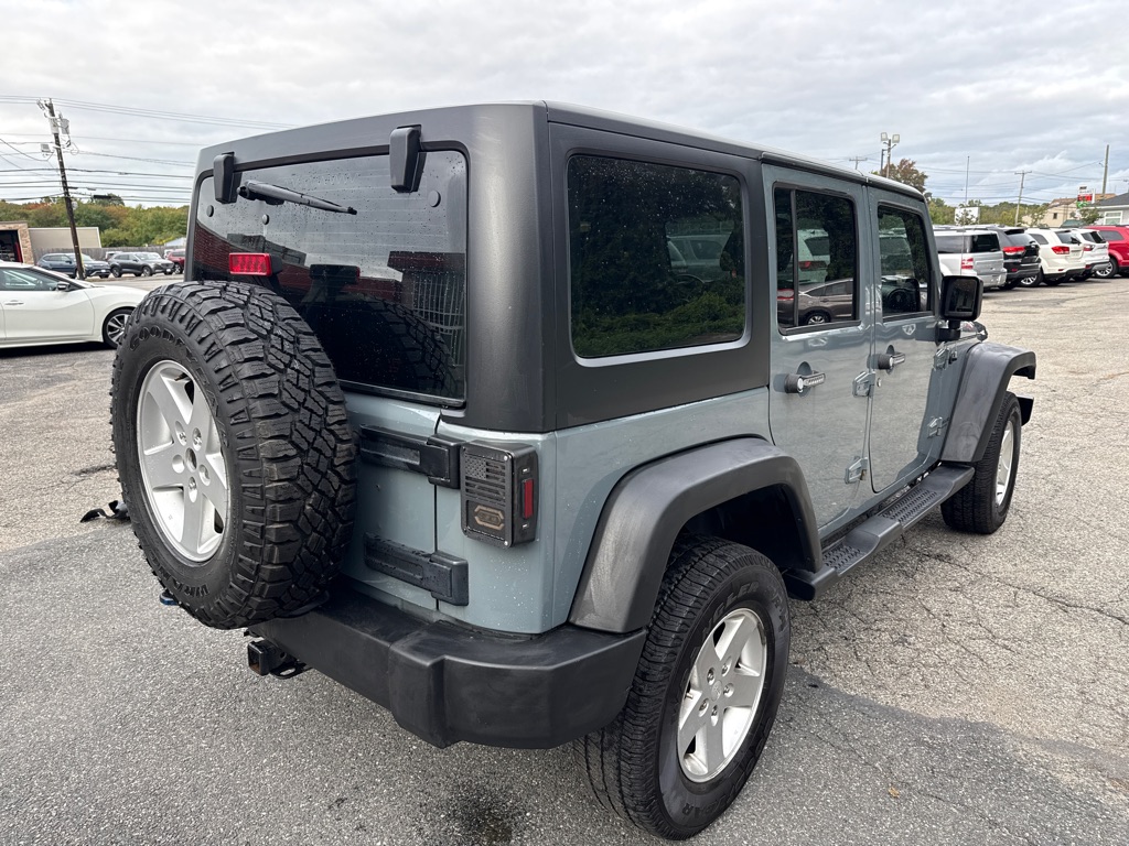 Photo 3 of this JEEP WRANGLER UNLIMI