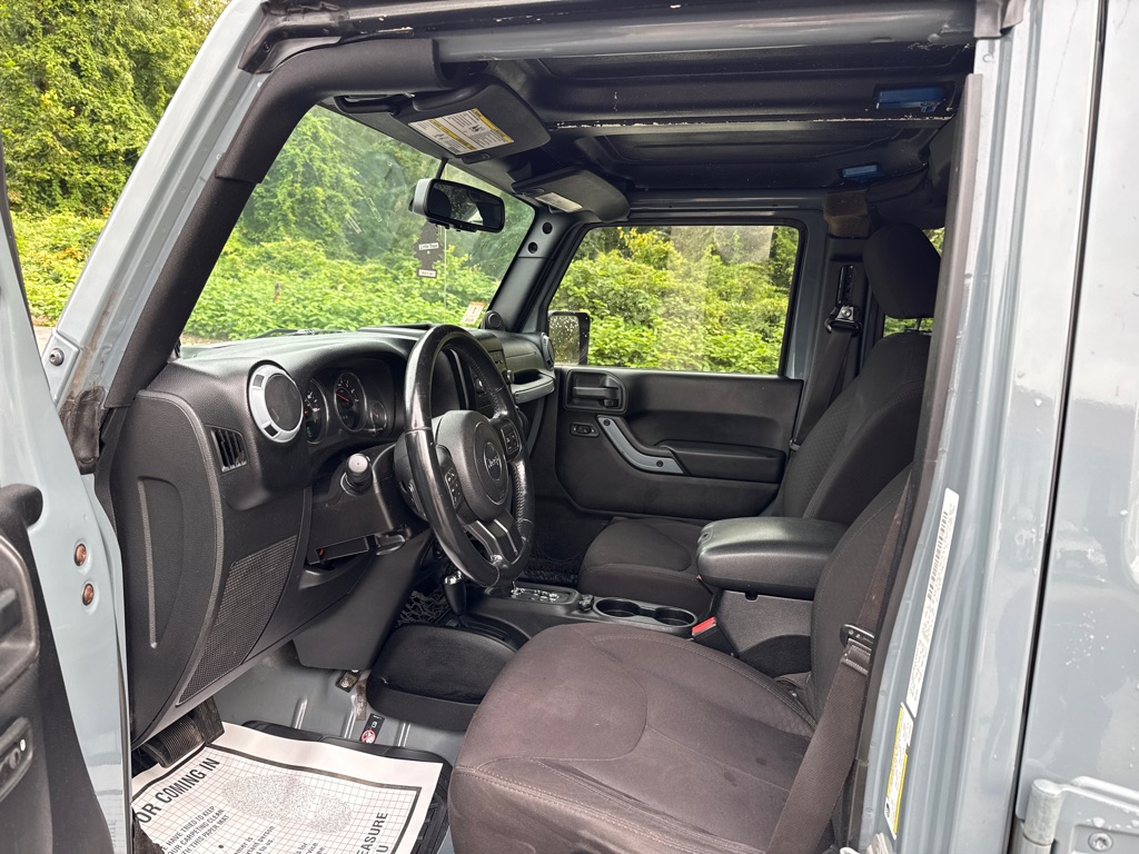 Photo 6 of this JEEP WRANGLER UNLIMI