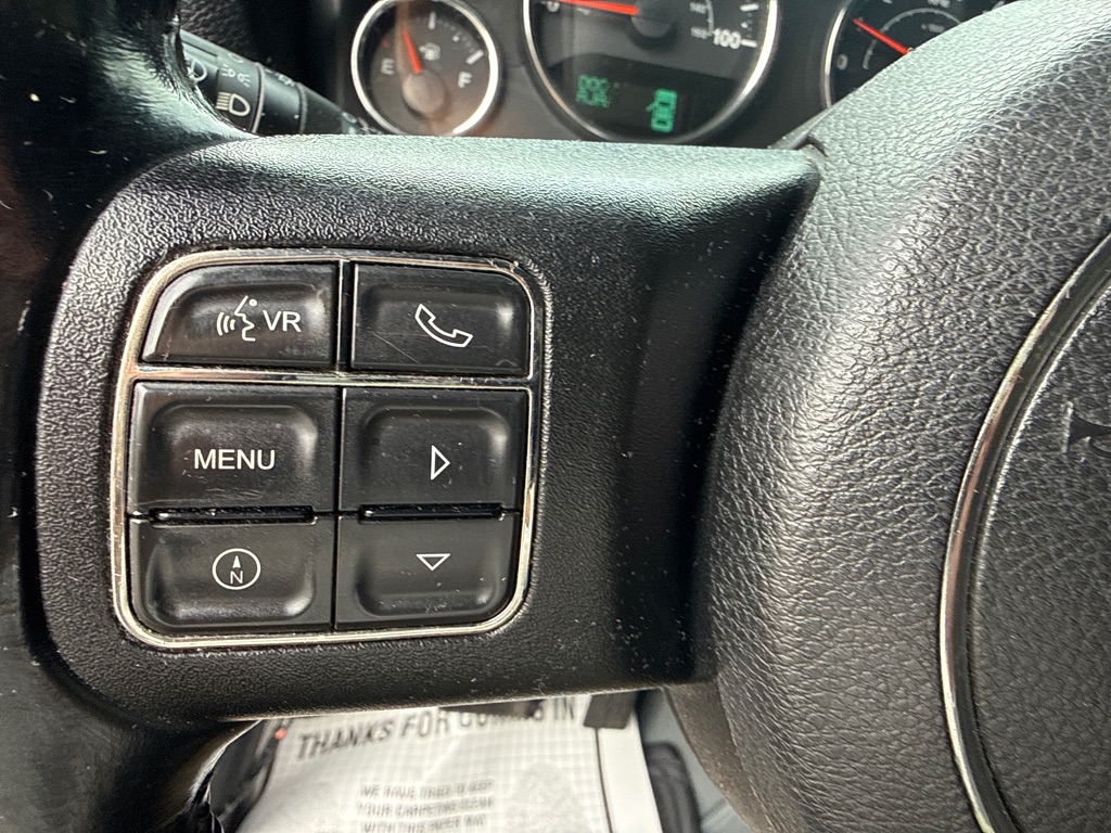 Photo 8 of this JEEP WRANGLER UNLIMI