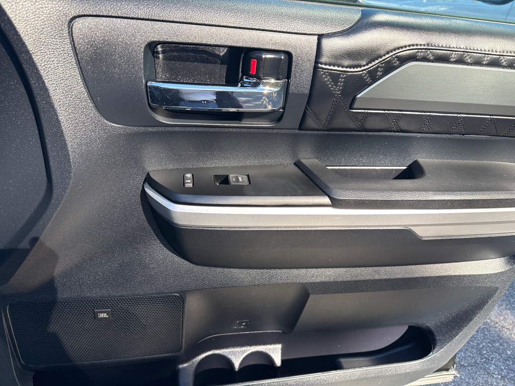 Photo 36 of this TOYOTA TUNDRA