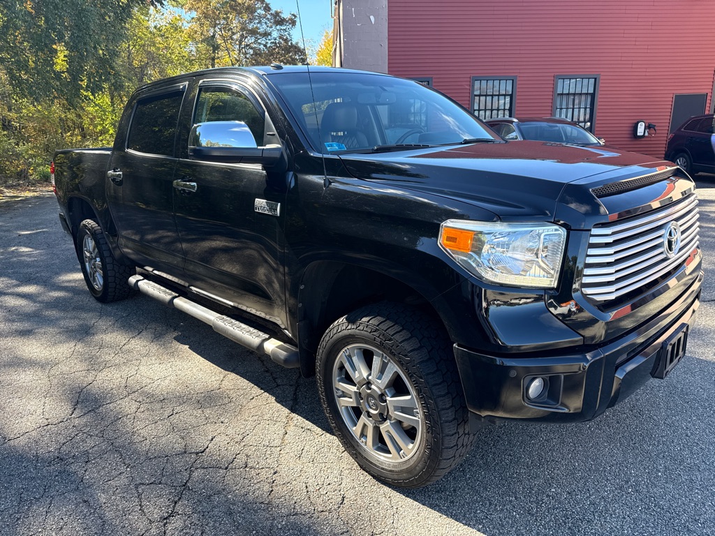 Photo 2 of this TOYOTA TUNDRA