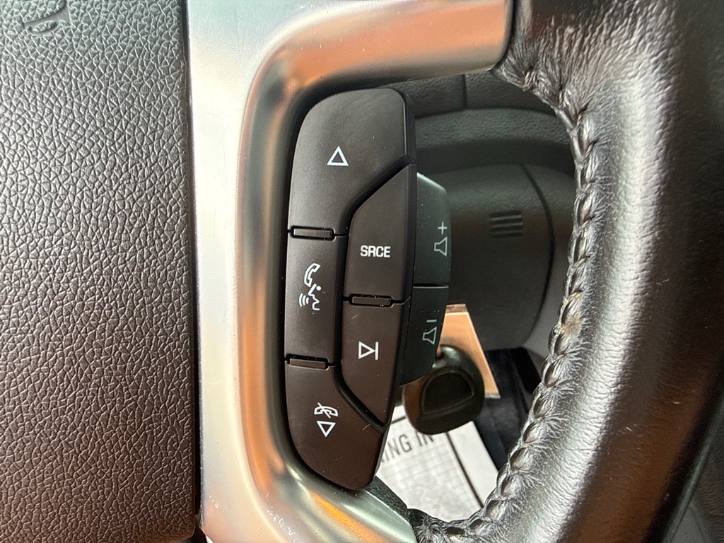 Photo 13 of this CHEVROLET TRAVERSE 2LT