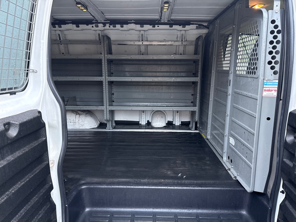Photo 3 of this CHEVROLET EXPRESS G2500