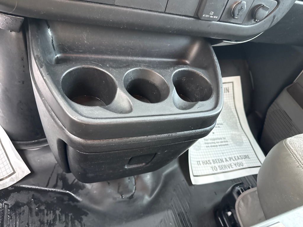 Photo 23 of this CHEVROLET EXPRESS G2500