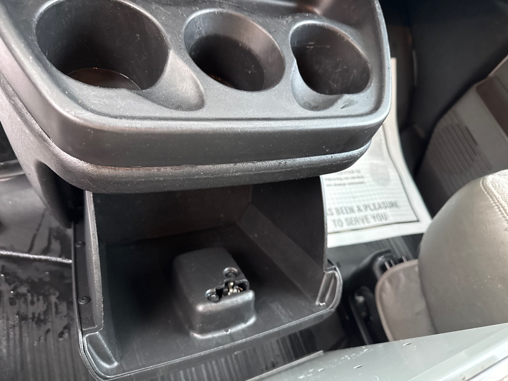 Photo 24 of this CHEVROLET EXPRESS G2500
