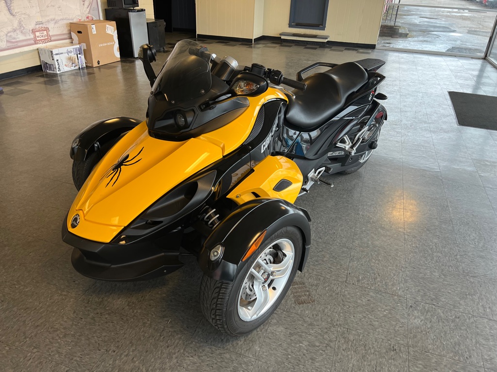 2008 CAN AM SPYDER