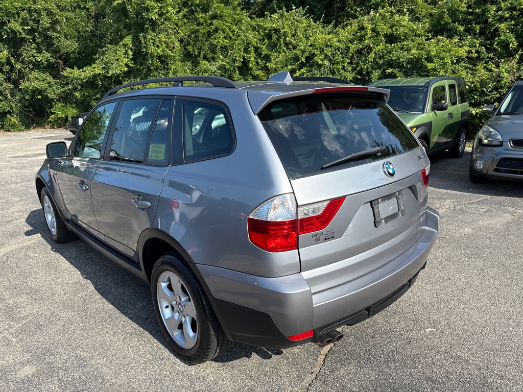 Photo 4 of this BMW X3 3.0SI AWD