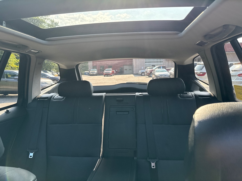 Photo 18 of this BMW X3 3.0SI AWD