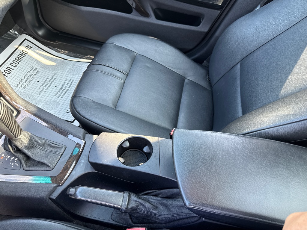 Photo 16 of this BMW X3 3.0SI AWD