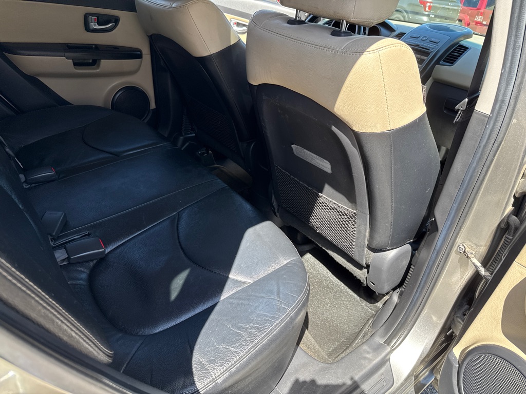 Photo 24 of this KIA SOUL