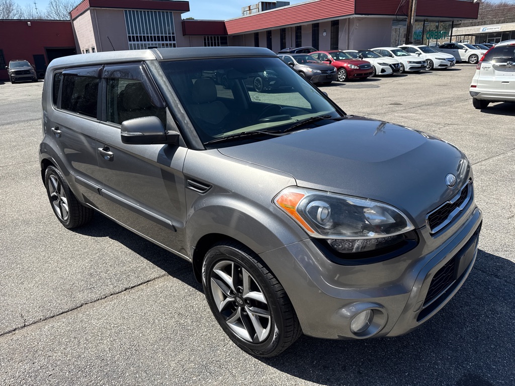 Photo 2 of this KIA SOUL