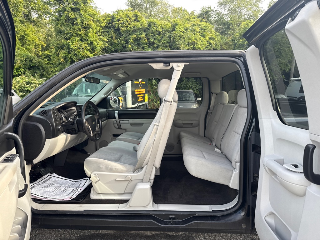 Photo 5 of this CHEVROLET SILVERADO 1500