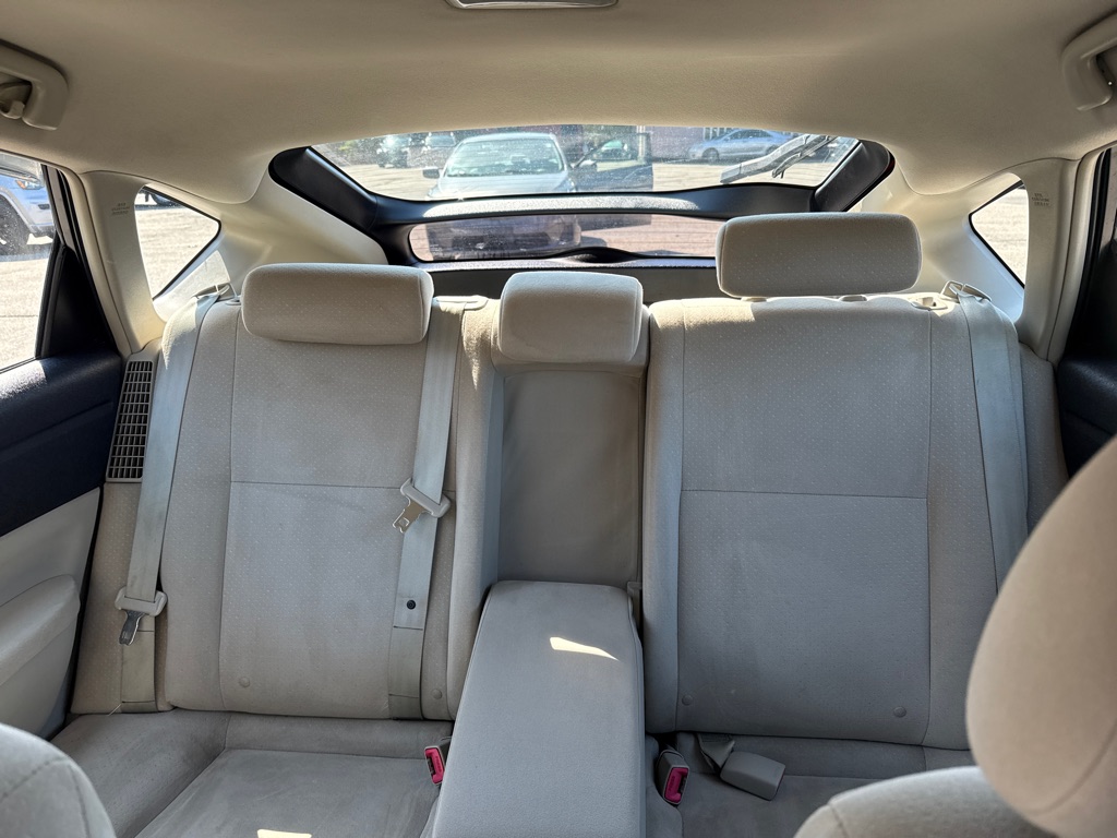 Photo 14 of this TOYOTA PRIUS TOURING