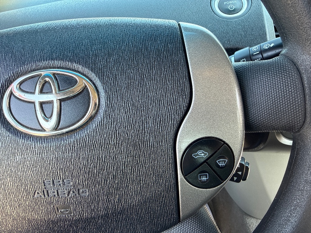 Photo 9 of this TOYOTA PRIUS TOURING