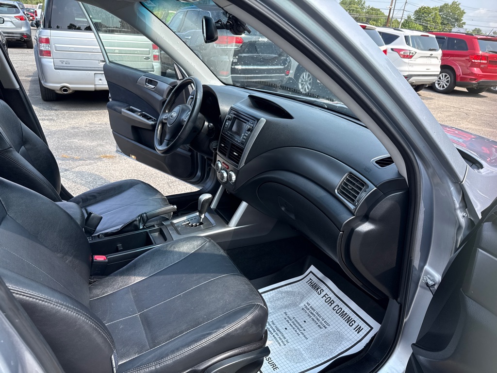 Photo 28 of this SUBARU FORESTER