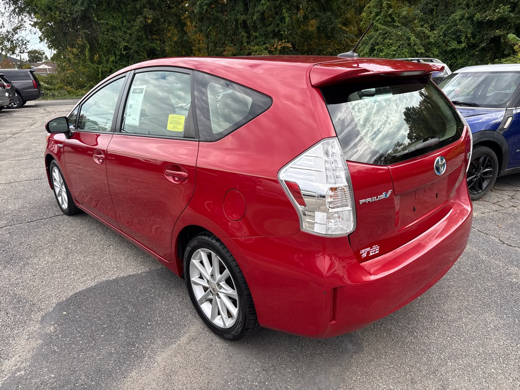 Photo 4 of this TOYOTA PRIUS V