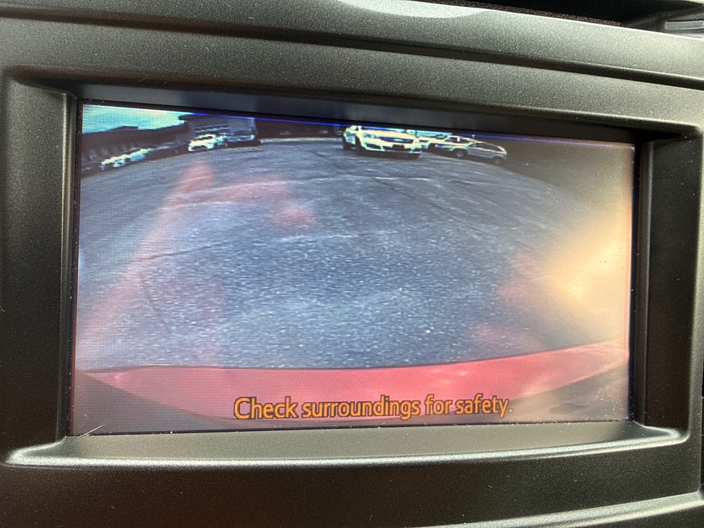 Photo 12 of this TOYOTA PRIUS V