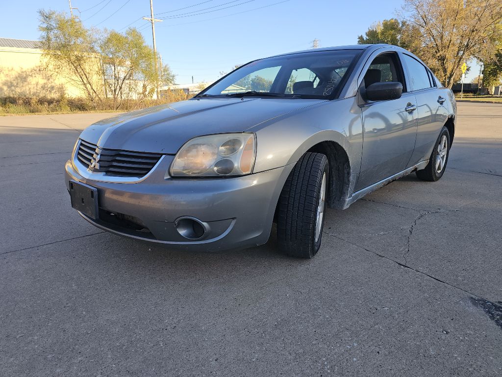 2008 Mitsubishi Galant ES's photo