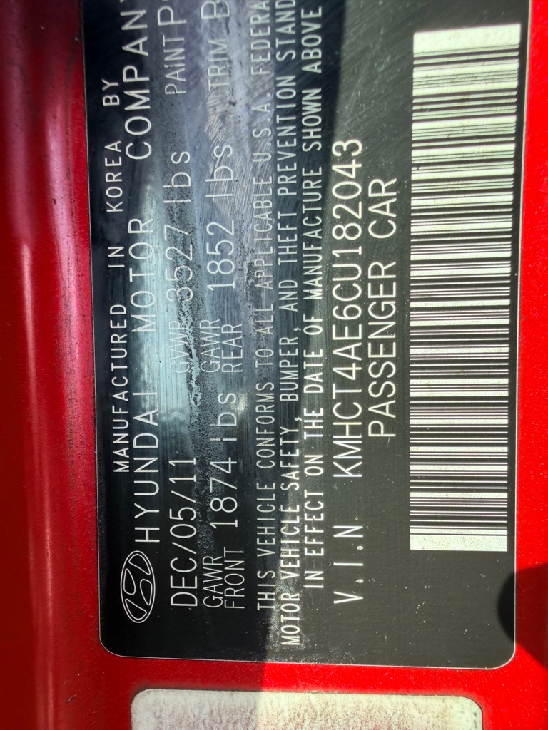 Photo 11 of this HYUNDAI ACCENT