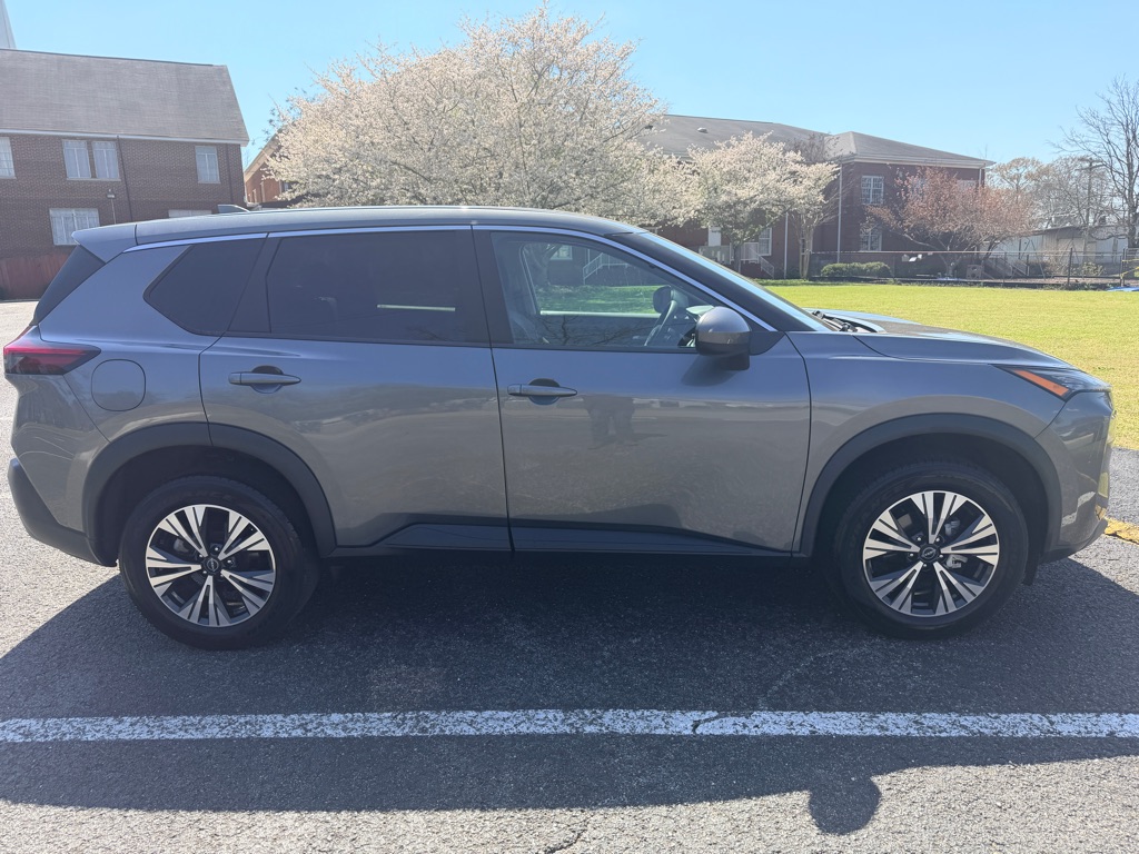 Photo 8 of this NISSAN ROGUE