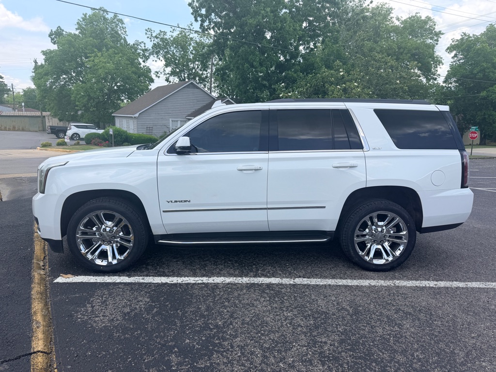 Photo 4 of this GMC YUKON