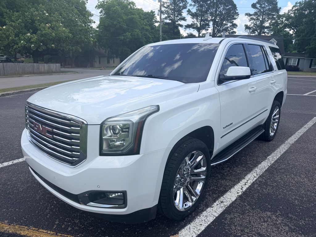 Photo 3 of this GMC YUKON