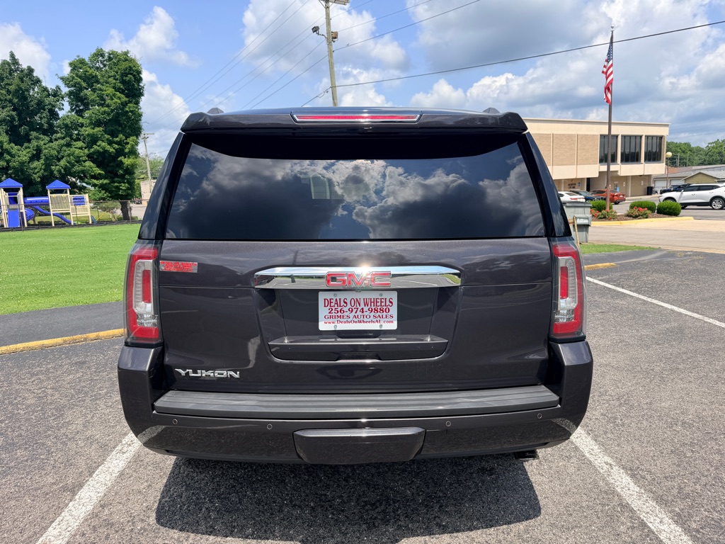 Photo 6 of this GMC YUKON