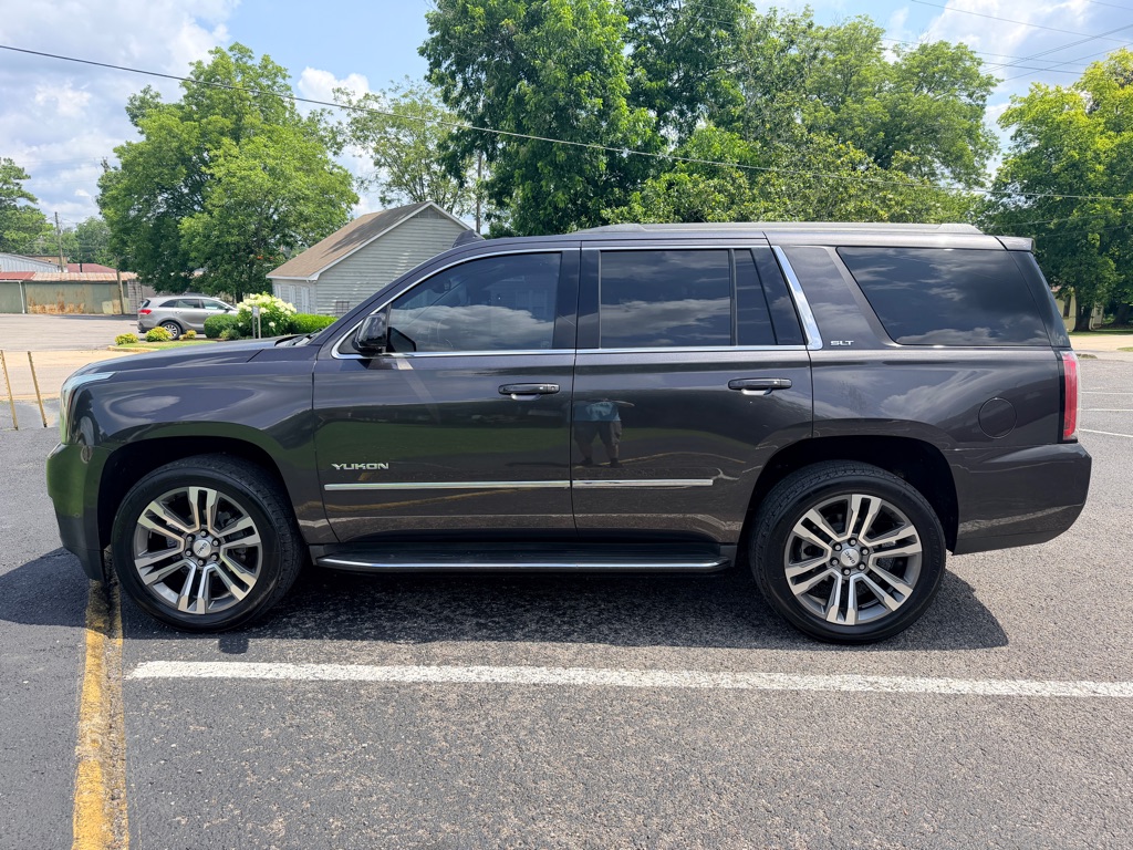 Photo 4 of this GMC YUKON