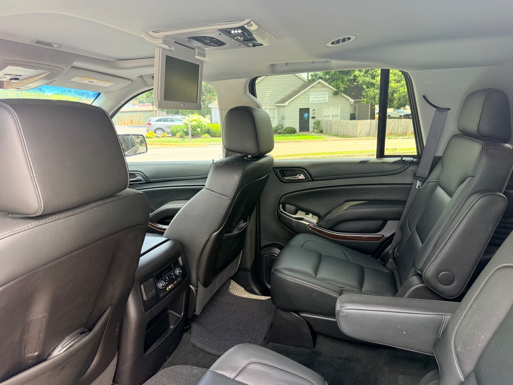 Photo 12 of this GMC YUKON