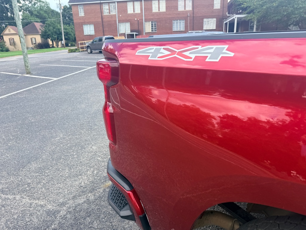 Photo 10 of this CHEVROLET SILVERADO 1500